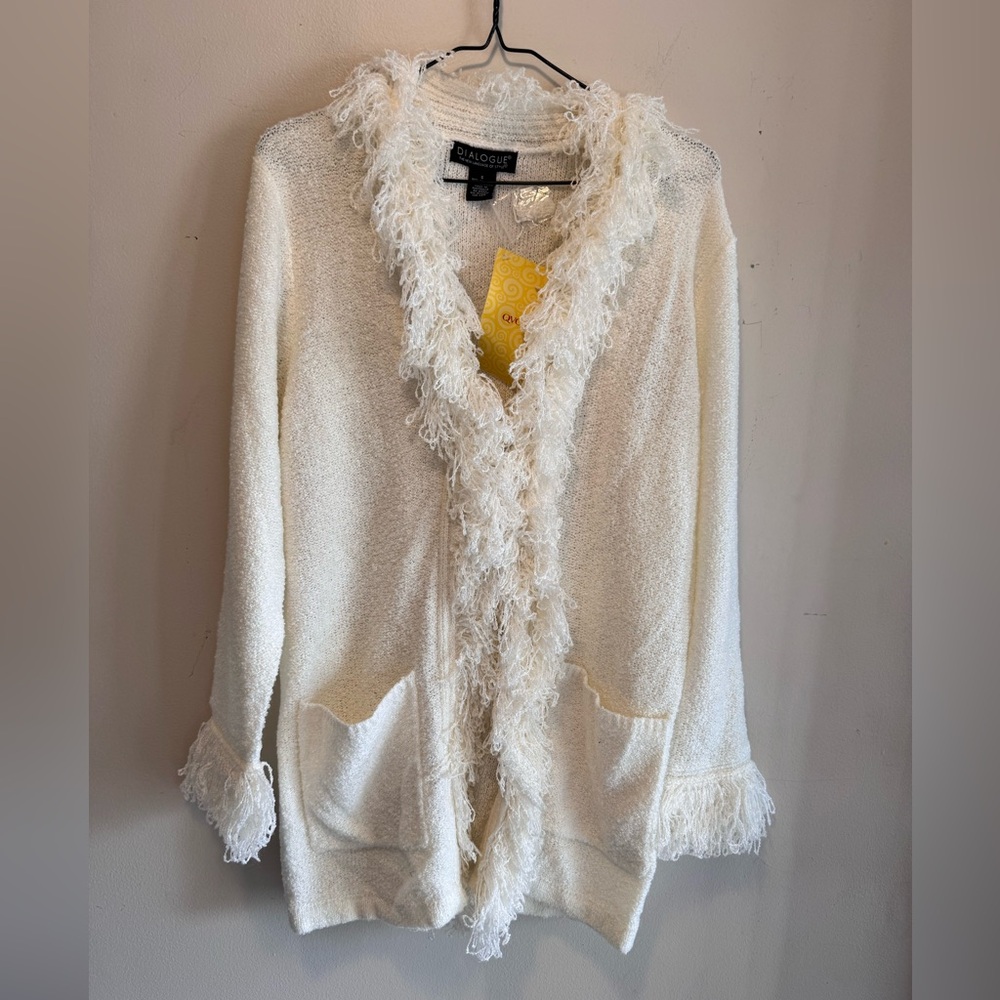 Women’s dialogue size small cream cardigan sweater new tag Y2K look